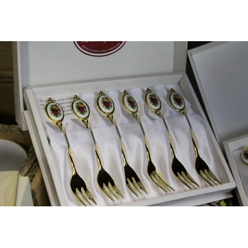 61 - Ceramics - including Royal Albert ' Old Country Roses ' Ware (Cakestand, Two Sandwich Plates, Teapot... 