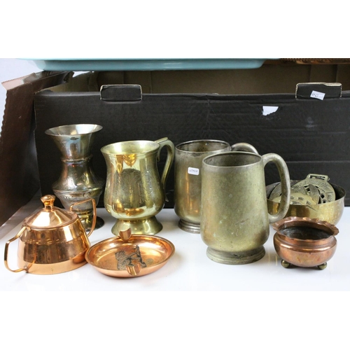 65 - Box of Assorted Metal ware and Cutlery to include Silver Plate / Copper / Brass, etc