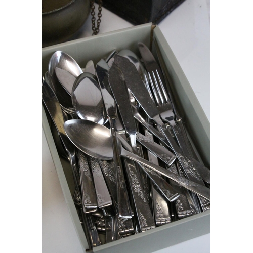 109 - Copper Kettle, Copper & Brass Moneybox in the form of a Letterbox, Three Further items of Copper, Fo... 