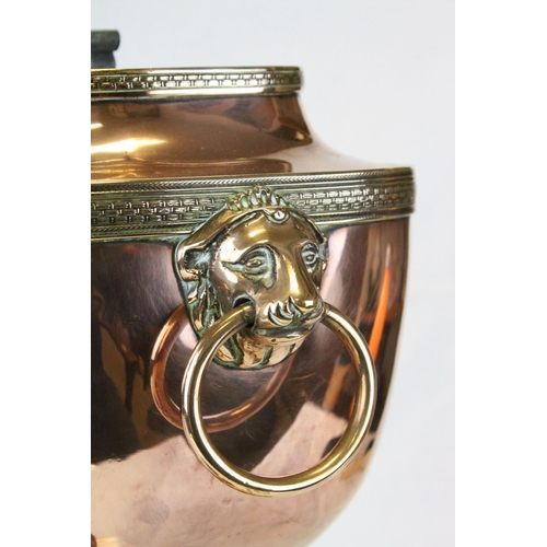 117 - Regency Copper Tea Urn / Samovar with Lion Mask Ring Handles and Brass Tap, h.44cms