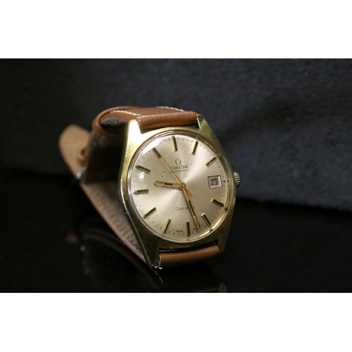 96 - A Gents Omega Geneve Automatic with champagne dial and date window to 3 o'clock, Omega logo to winde... 