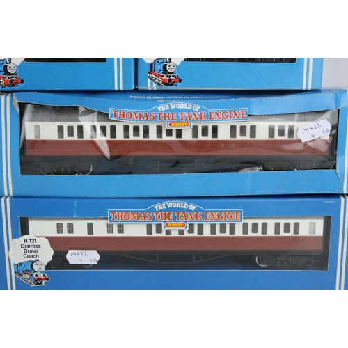 56 - 10 Boxed Hornby OO gauge Thomas The Tank Engine items of rolling stock to include R120 Express Compo... 