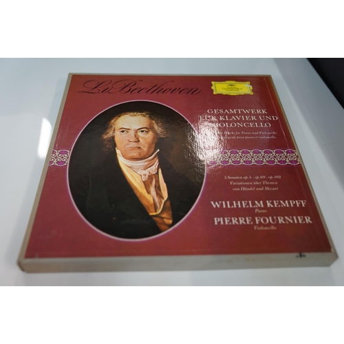 137 - VINYL - CLASSICAL - 3 DEUTSCHE GRAMMOPHON ED1 BOX SETS, GERMAN TULIP, STEREO, GOLD STEREO ON