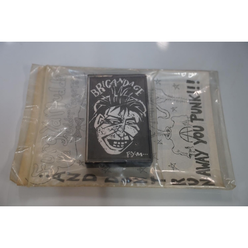 172 - PUNK / POST PUNK / NEW WAVE - 8 RARE PUNK / POST PUNK LIMITED ORIGINAL CASSETTES. 1) IGGY POP AND