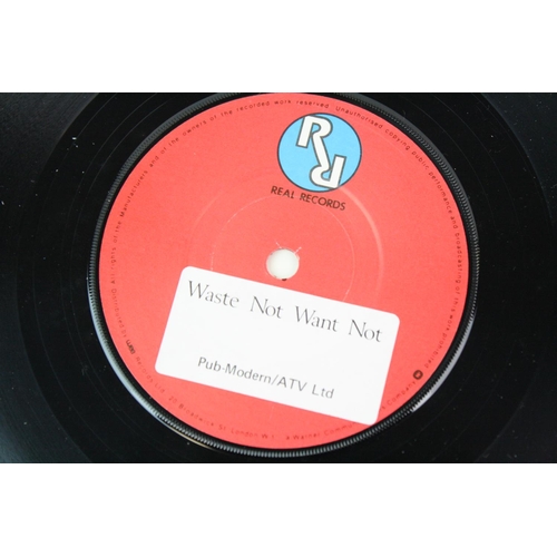 234 - NEW WAVE - THE PRETENDERS - A set of 2 PROMO ONLY TEST PRESSING