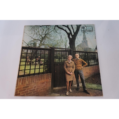 26 - VINYL - FAIRPORT CONVENTION - FIRST 2 UK ALBUMS by this SEMINAL PSYCH / ACID FOLK group, ORIGINAL uk