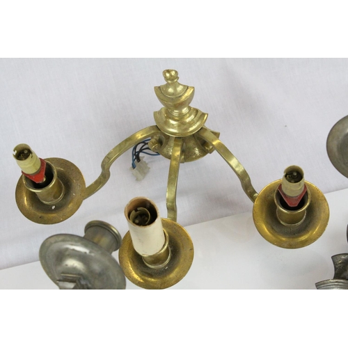 31 - Collection  of Metalware including Copper Kettle, Copper Oil Lamp Base, Carriage Lamp (converted to ... 