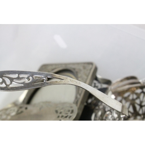 69 - Collection of Silver Plate including Swing Handled Bowls, Tea Service, etc