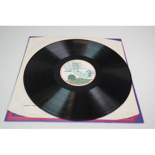 7 - Vinyl - Nick Drake -Bryter Layter LP on Island ILPS9134, sleeve and vinyl vg++