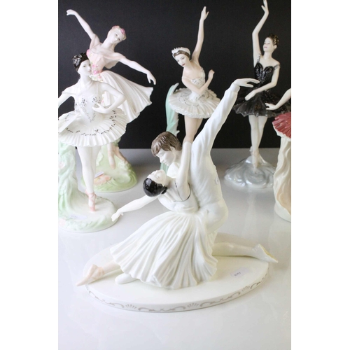 135 - Seven Coalport Ballerina Limited Edition Figures including Fonteyn & Nureyev no. 221, Dame Beryl... 