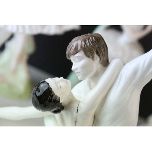 135 - Seven Coalport Ballerina Limited Edition Figures including Fonteyn & Nureyev no. 221, Dame Beryl... 