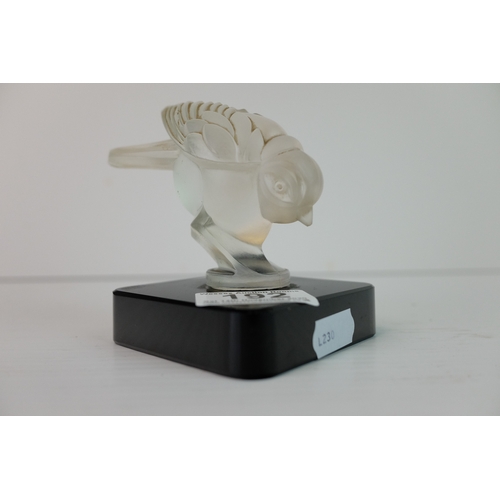 192 - Art Deco Style Glass Bird raised on a black square plinth, 11cms high