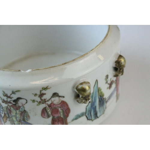 26 - Chinese Famille Rose Bowl, decorated in enamels with a continuous line of figures, two pairs of loop... 