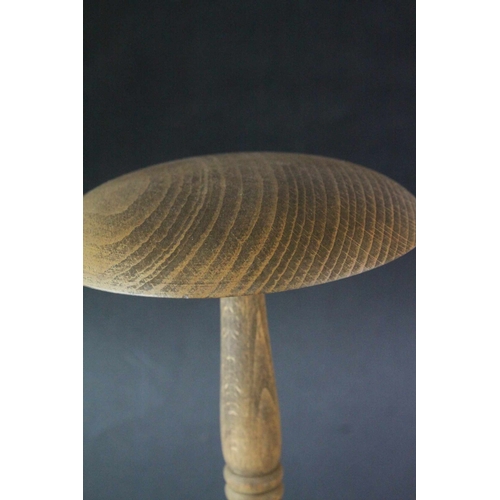 71 - Wooden Wig / Hat Stand, 24cms high