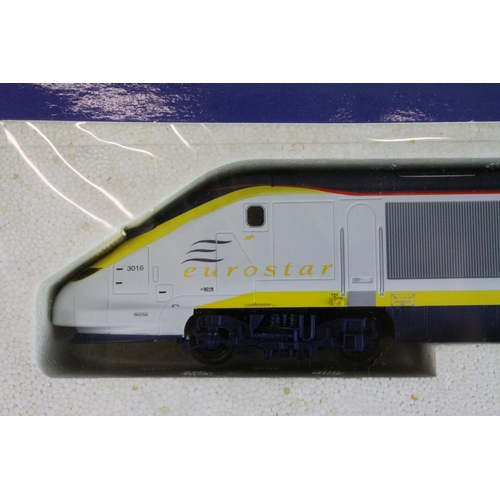 1 - Boxed Hornby OO gauge R665 Eurostar Train Pack, complete with Class 373 Powered Locomotive, Class 37... 