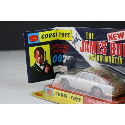 1004 - Boxed Corgi 270 The James Bond 007 Aston Martin diecast model appearing to be complete and unremoved... 