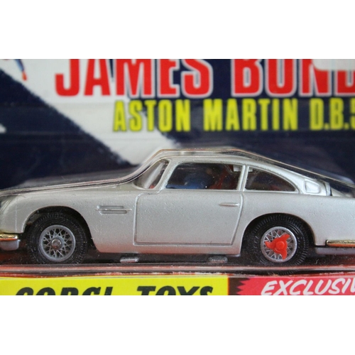 1004 - Boxed Corgi 270 The James Bond 007 Aston Martin diecast model appearing to be complete and unremoved... 