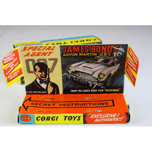 1006 - Boxed Corgi 261 James Bond 007 Aston Martin diecast model, complete with figures, unused missiles & ... 