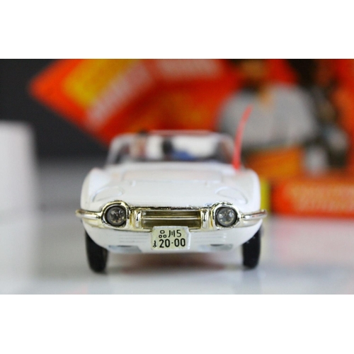 1007 - Boxed Corgi 336 James Bond Toyota 2000 GT diecast model, complete with both figures, secret instruct... 