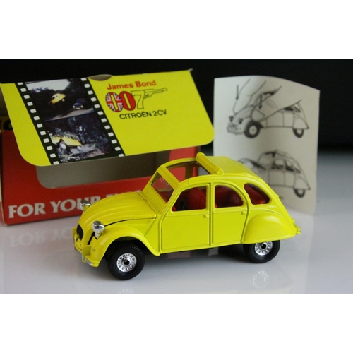 1009 - Two boxed Corgi James Bond 007 For Your Eyes Only Citroen 2CV diecast models, both near mint and wit... 