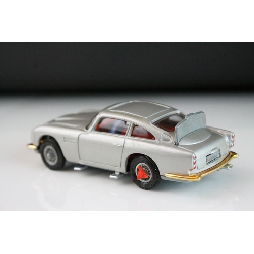 1010 - Boxed Corgi 270 James Bond 007 Aston Martin DB5 diecast model in blue/yellow box window, appearing n... 