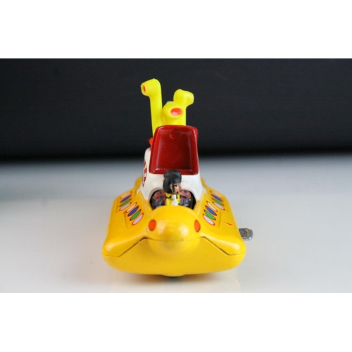 1027 - Boxed Corgi 803 The Beatles Yellow Submarine diecast model, diecast excellent, box excellent with or... 