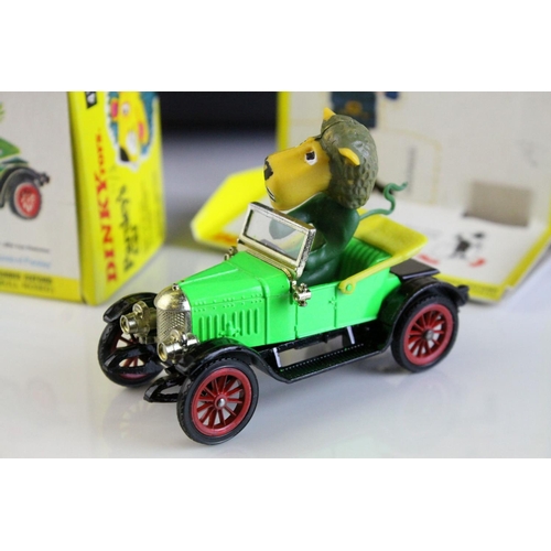 1030 - Boxed Dinky 477 Parsley's Car Morris Oxford Bull Nosed diecast model in green, complete with inner d... 