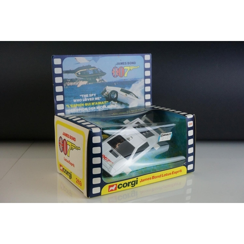 1034 - Boxed Corgi 269 James Bond Lotus Esprit diecast model, near mint with excellent decal, unused missil... 