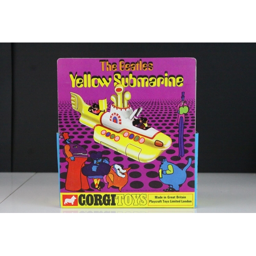 1047 - Boxed Corgi 803 The Beatles Yellow Submarine diecast model, diecast excellent, box excellent with or... 