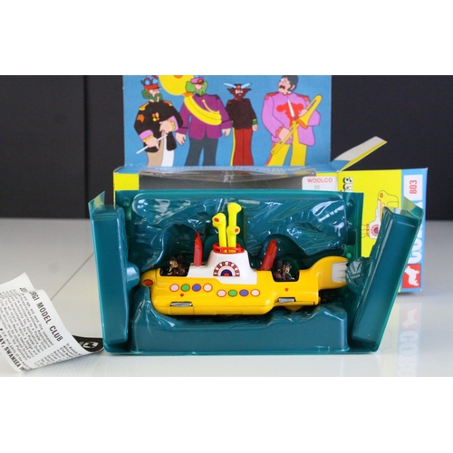 1047 - Boxed Corgi 803 The Beatles Yellow Submarine diecast model, diecast excellent, box excellent with or... 