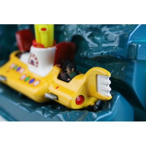 1047 - Boxed Corgi 803 The Beatles Yellow Submarine diecast model, diecast excellent, box excellent with or... 