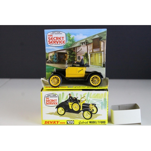 1062 - Boxed Dinky 109 Gerry Anderson's The Secret Service Gabriel Model T Ford diecast model in black and ... 