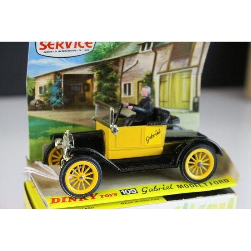 1062 - Boxed Dinky 109 Gerry Anderson's The Secret Service Gabriel Model T Ford diecast model in black and ... 