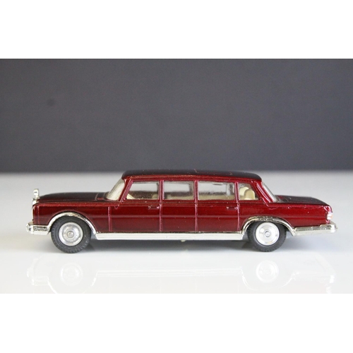 1068 - Boxed Corgi 247 Mercedes Benz 600 Pullman By Special Request diecast model in metallic maroon, excel... 