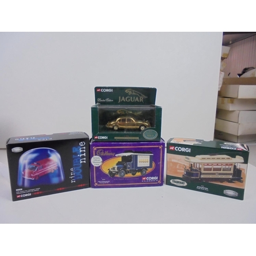 1069 - 13 boxed Corgi diecast models to include 59504 Eddie Stobart Volvo Curtainside Trailer, 59534 Norber... 