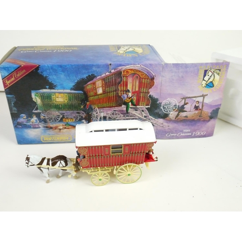 1099 - Five boxed Matchbox Models of Yesteryear to include 2 x Heritage Horse Drawn Carriages (YSH2 London ... 