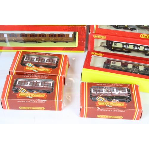 110 - 10 Boxed Hornby OO gauge items of rolling stock to include R4172, R233 x 4, R4171, R4170 and R219 x ... 