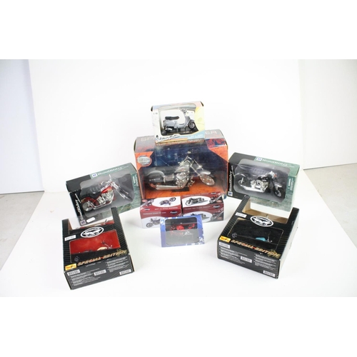 1109 - Nine assorted boxed diecast & plastic motorbike & moped models to include 2 x NewRay Roadraider Coll... 