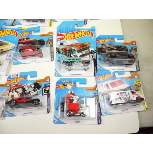 1113 - 55 x carded Mattel Hot Wheels diecast vehicles