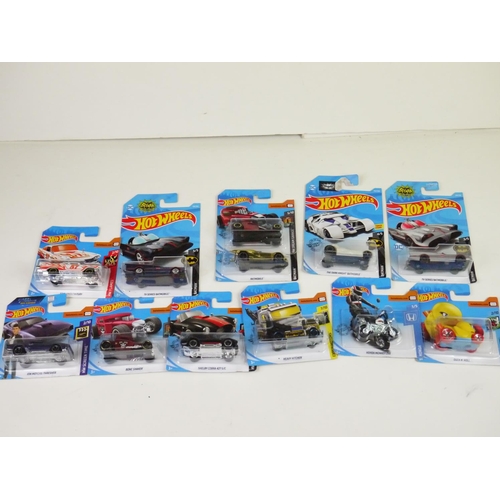 1113 - 55 x carded Mattel Hot Wheels diecast vehicles