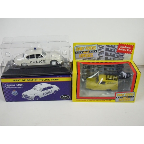 1114 - 19 x Boxed diecast models to include 2 x Corgi (39902 & CC82105), Lledo Del-Boy's Robin Reliant, 4 x... 