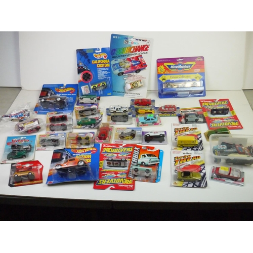 1115 - Collection of vintage diecast model vehicles to include Micro Machines, Siku, Novacar, Tomica and Ho... 