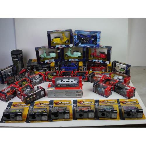 1125 - 33 boxed diecast models to include 20 x Kentoys XTuners, Kinsmart 1999 Lincold Town Car Stretch Limo... 