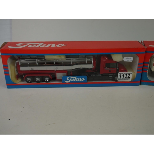 1132 - Two boxed 1/50 Tekno diecast haulage models featuring 1593152 Scania (excellent box) and Scania 142 ... 