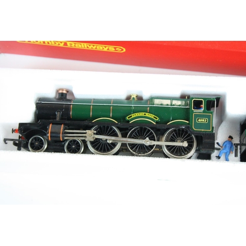 117 - Three boxed Hornby OO gauge locomotives to include R063 BR Loco Britannia, R855 LNER Loco Flying Sco... 