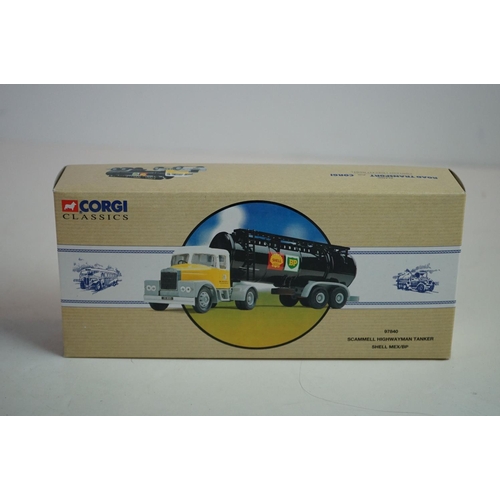 1173 - Collection of 16 boxed diecast models, mostly Corgi Classic commercial vehicles, to include limited ... 