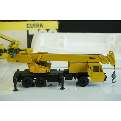 1233 - Two boxed 1/50 Conrad diecast construction models to include 3073 Clark 720CM & 3075 P & H Omega Rou... 