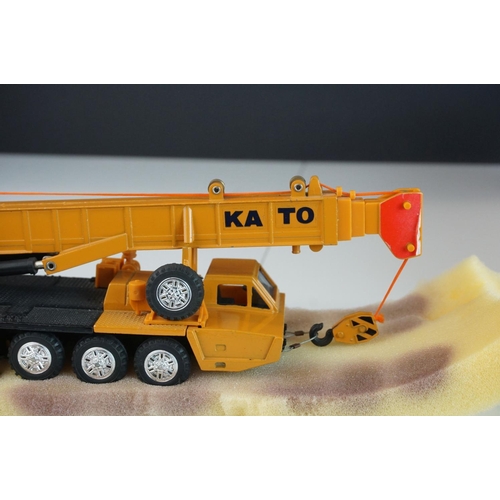 1235 - Two boxed 1/50 diecast construction models to include Kato NK800 Fully Hydraulic Truck Crane and NZG... 