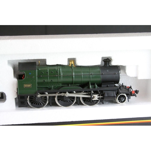 13 - Three boxed Palitoy Mainline OO gauge locomotives to include 37090 43XX Mogul GWR green, 37038 Class... 