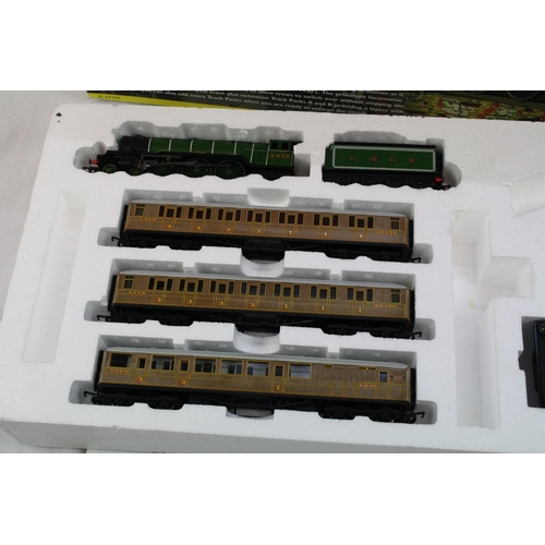 164 - Boxed Hornby R1039 Flying Scotsman electric train set, complete with locomotive, coaches, track and ... 